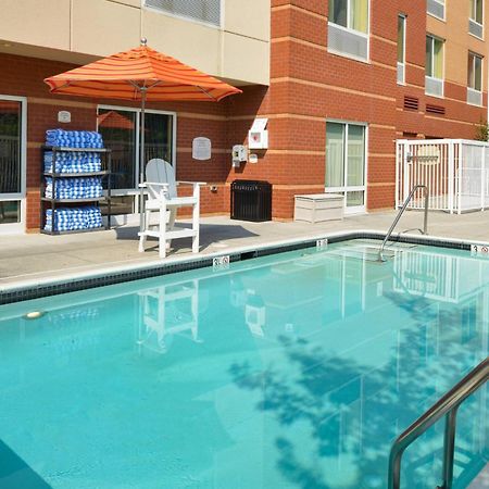 Fairfield Inn & Suites Вайт-Марш Екстер'єр фото