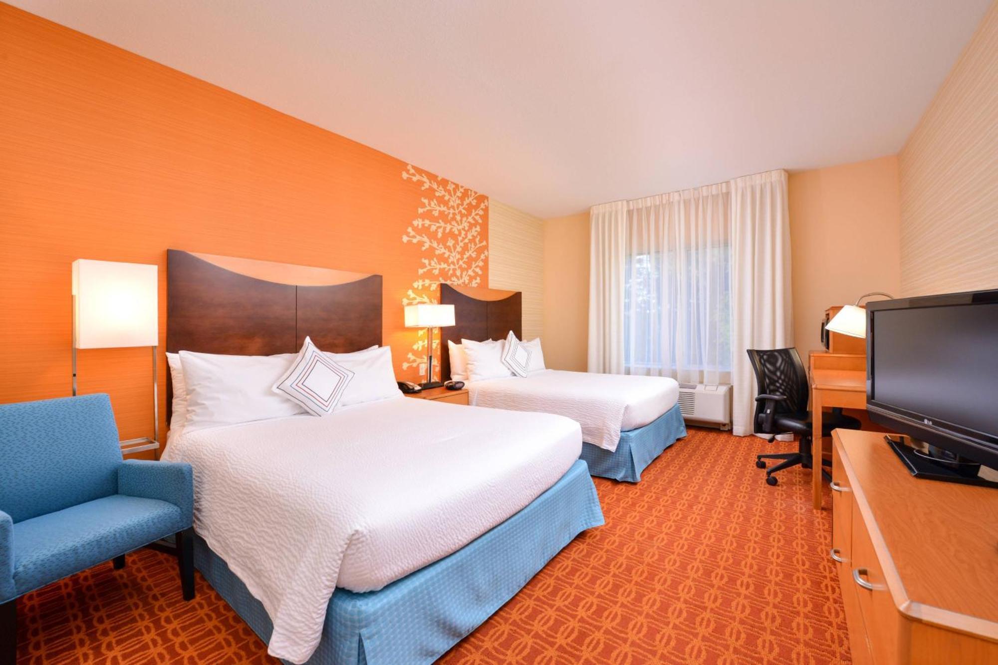 Fairfield Inn & Suites Вайт-Марш Екстер'єр фото