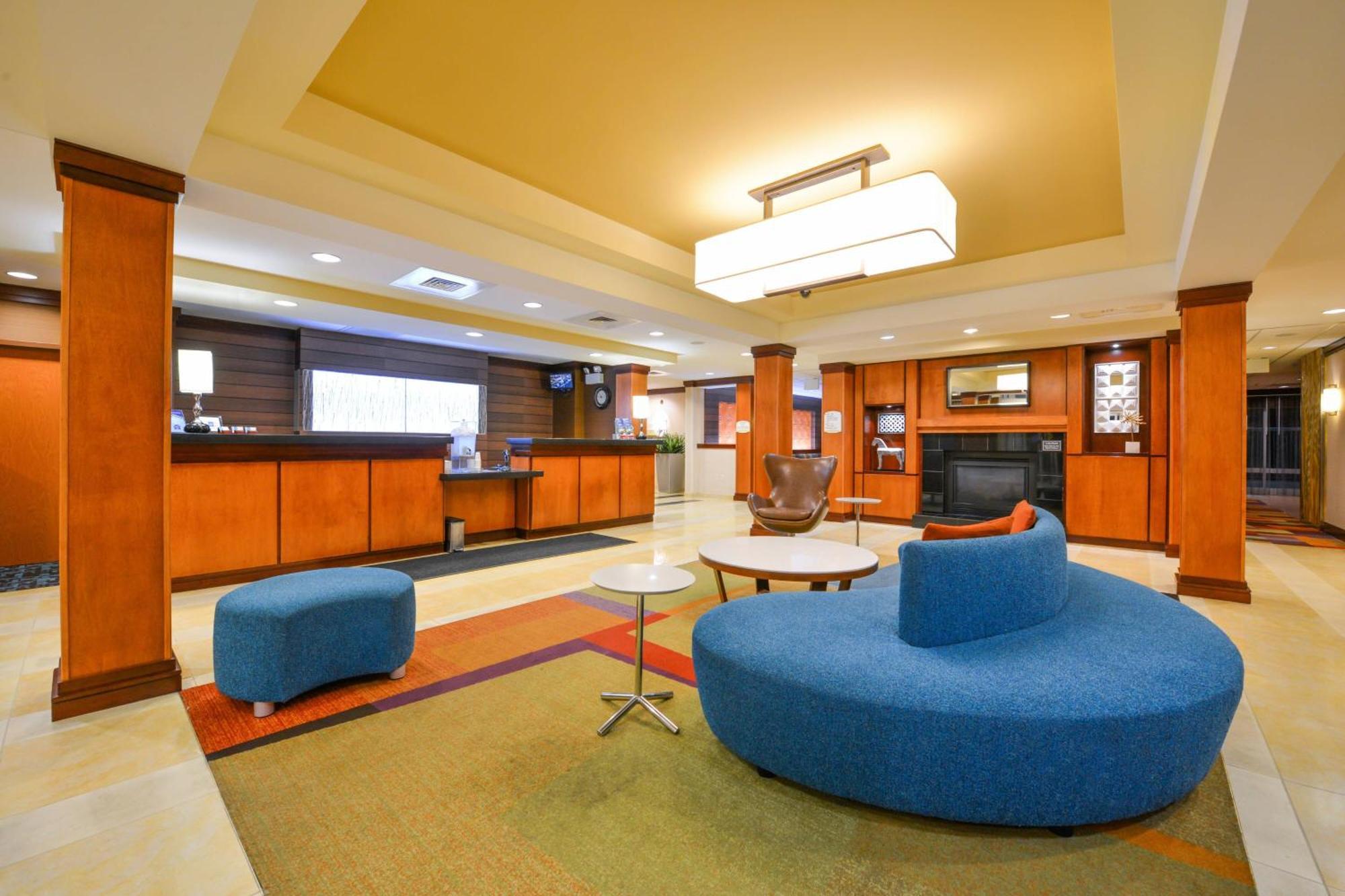 Fairfield Inn & Suites Вайт-Марш Екстер'єр фото