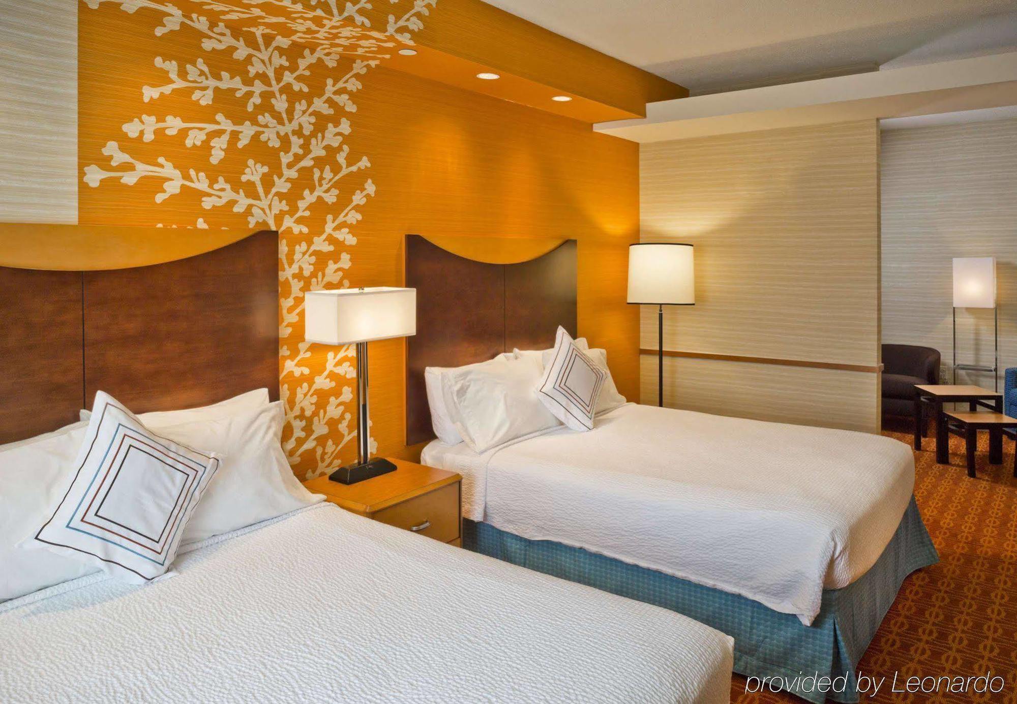 Fairfield Inn & Suites Вайт-Марш Екстер'єр фото